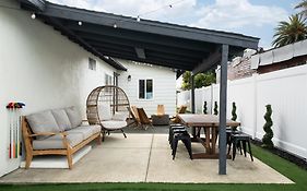 *Golden Getaway* 5 Beds / 8 Minutes To Downtown
